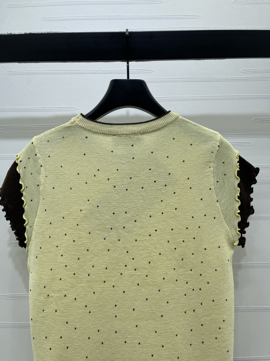 Women's short sleeves